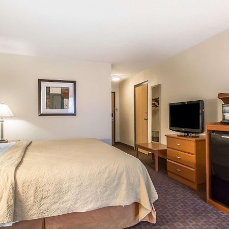 Quality Inn Morris I-80 מראה חיצוני תמונה
