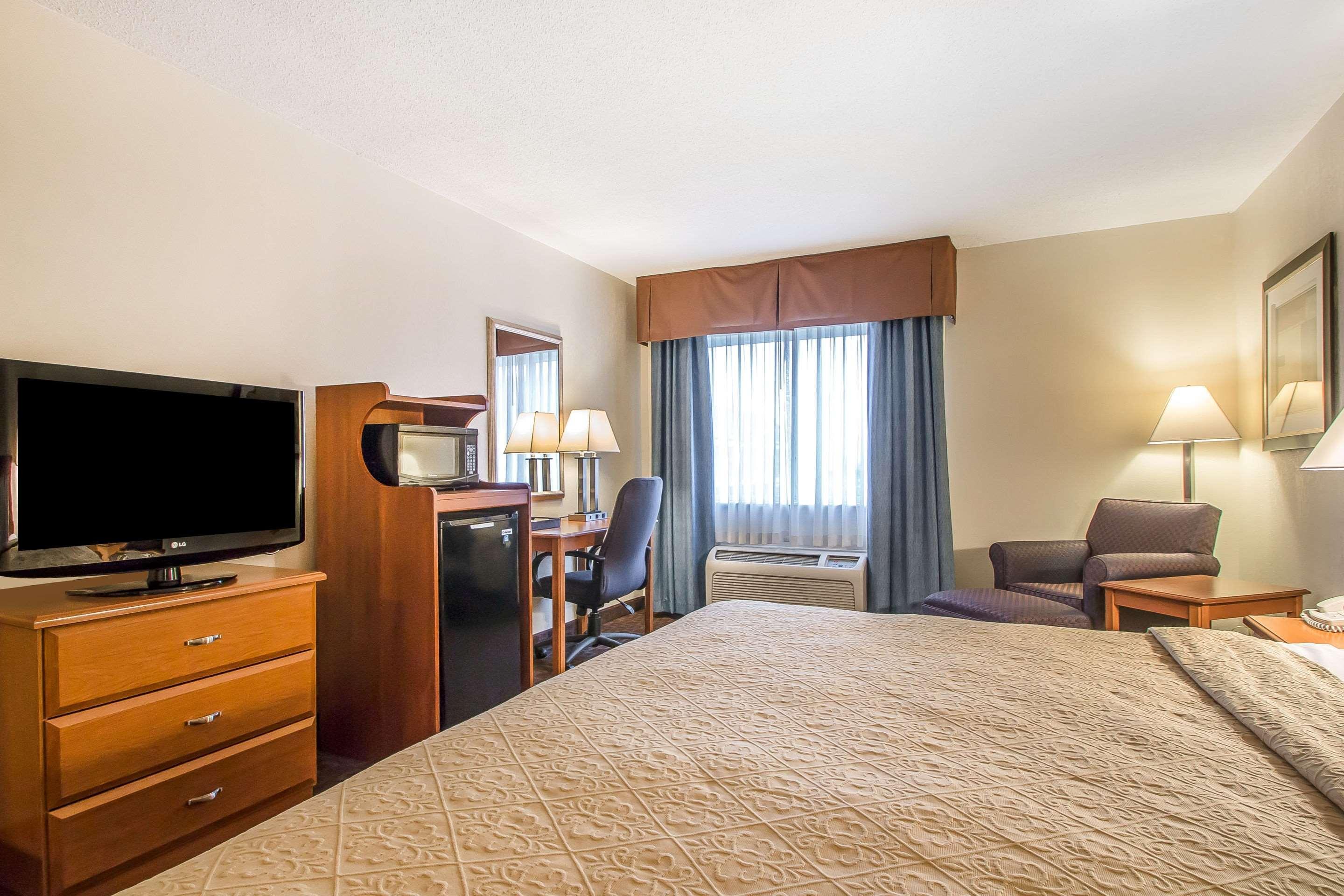 Quality Inn Morris I-80 מראה חיצוני תמונה