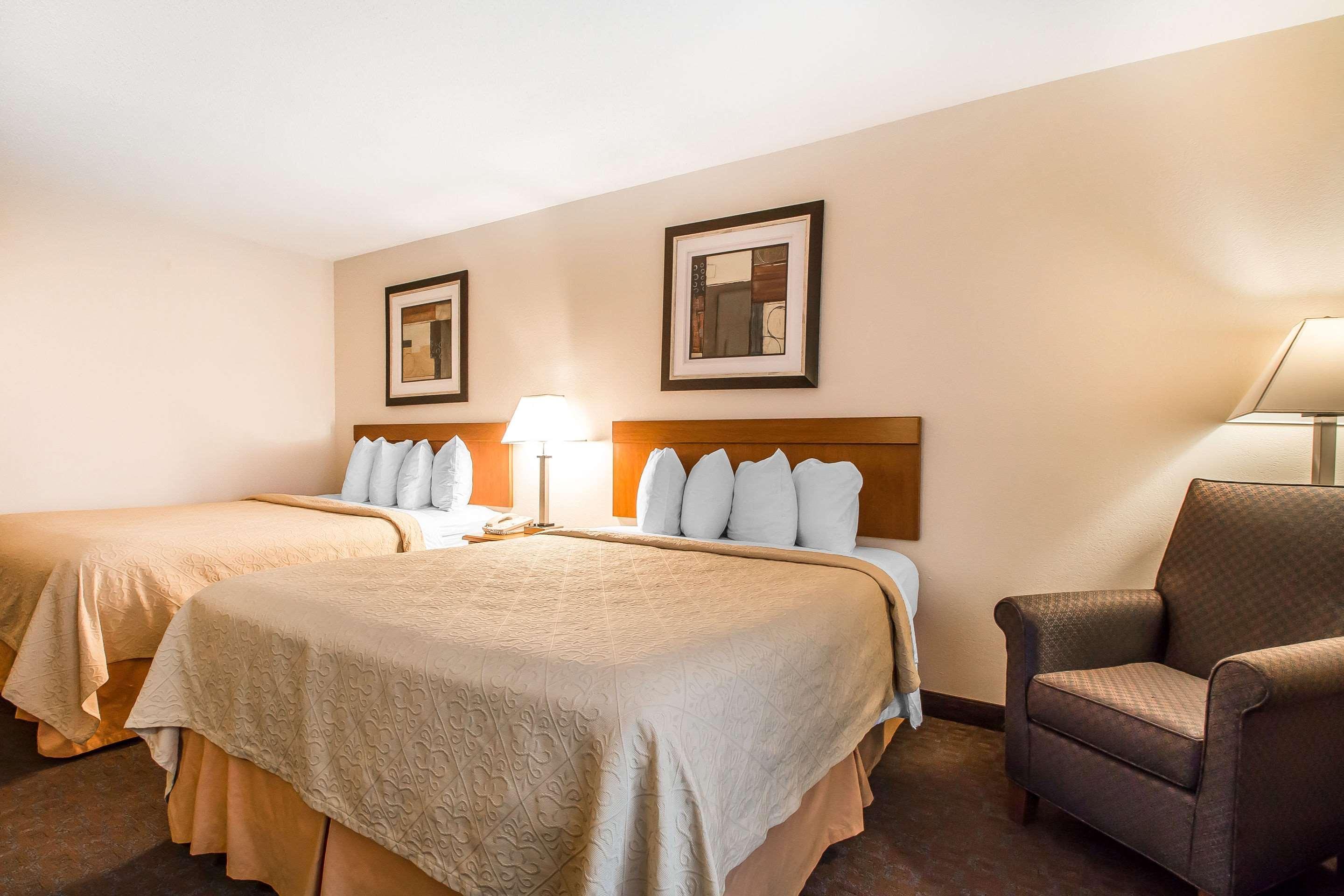 Quality Inn Morris I-80 מראה חיצוני תמונה