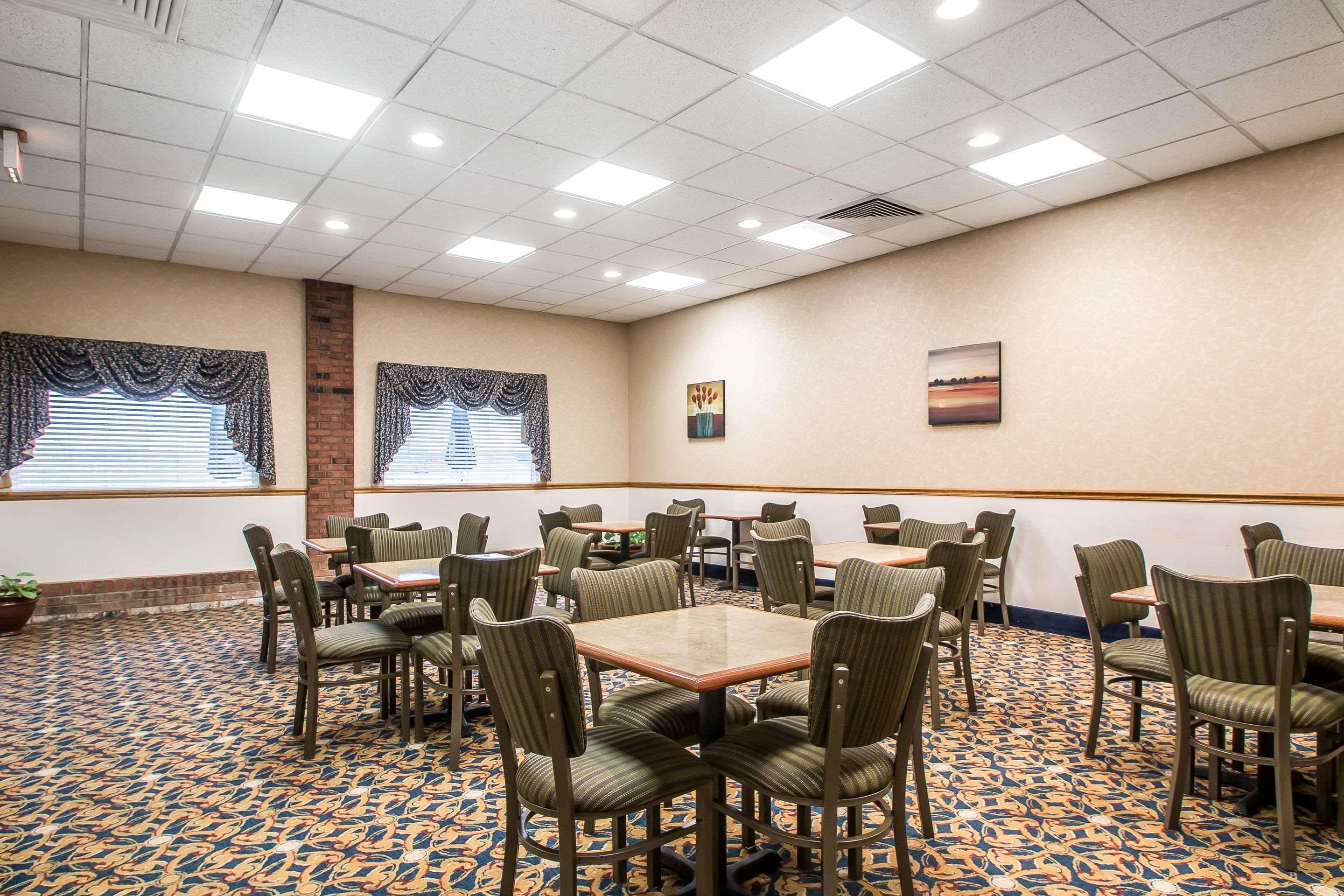 Quality Inn Morris I-80 מראה חיצוני תמונה